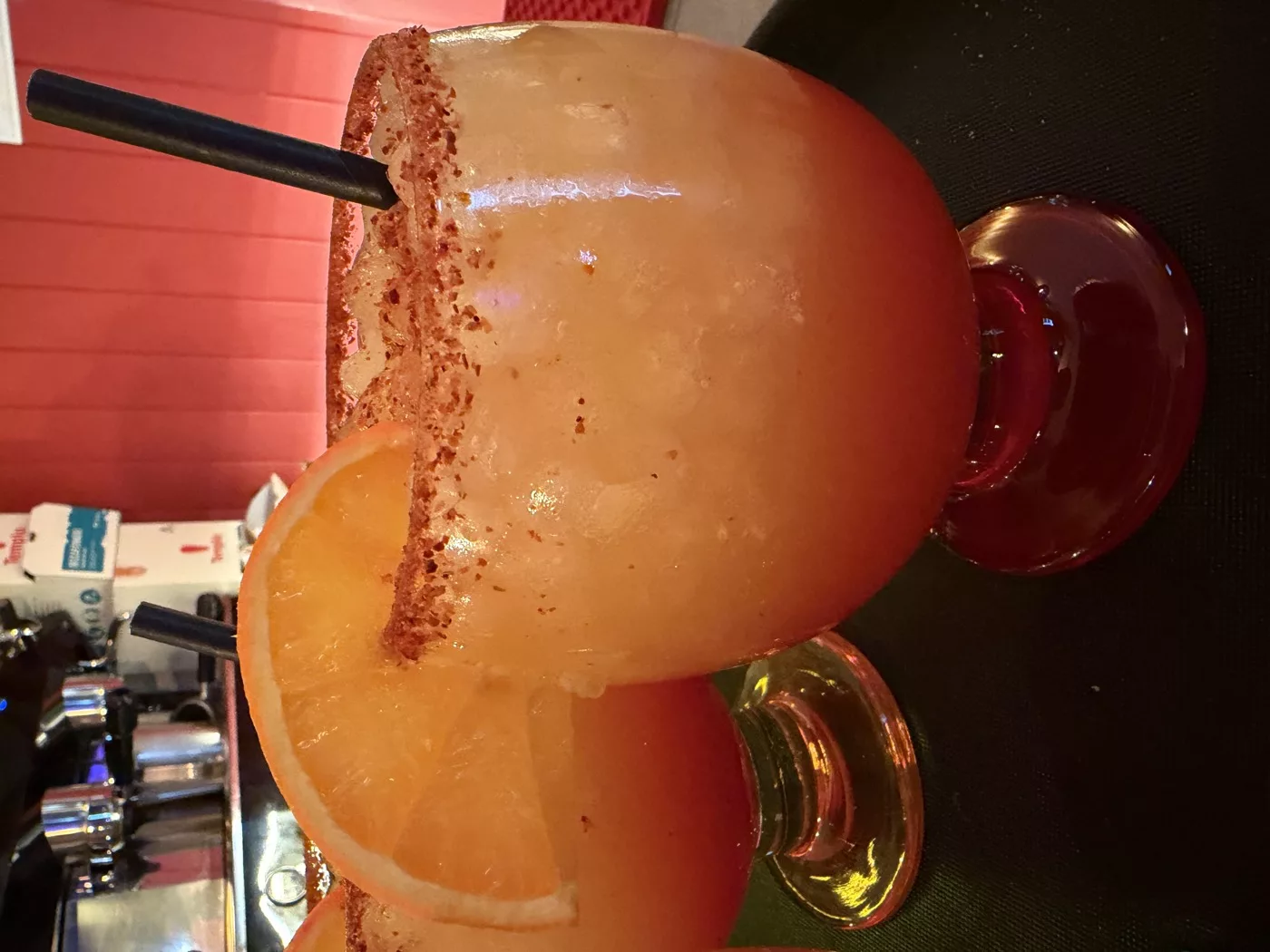 Coctel colombiano servido en Tequendama Las Rozas