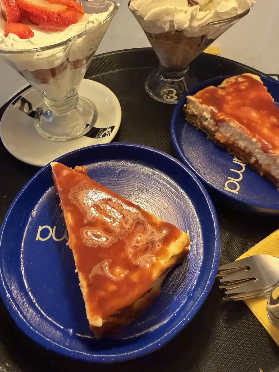 Postres colombianos en Tequendama Moments